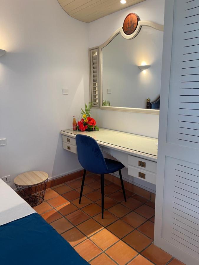 Appartement Vue Mer A 2 Minutes A Pied Des Plages Tartane La Trinite Exterior photo
